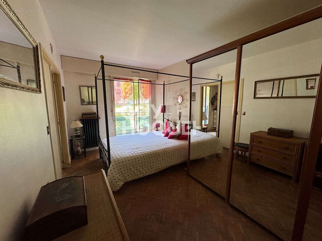 Appartement à CHAVILLE