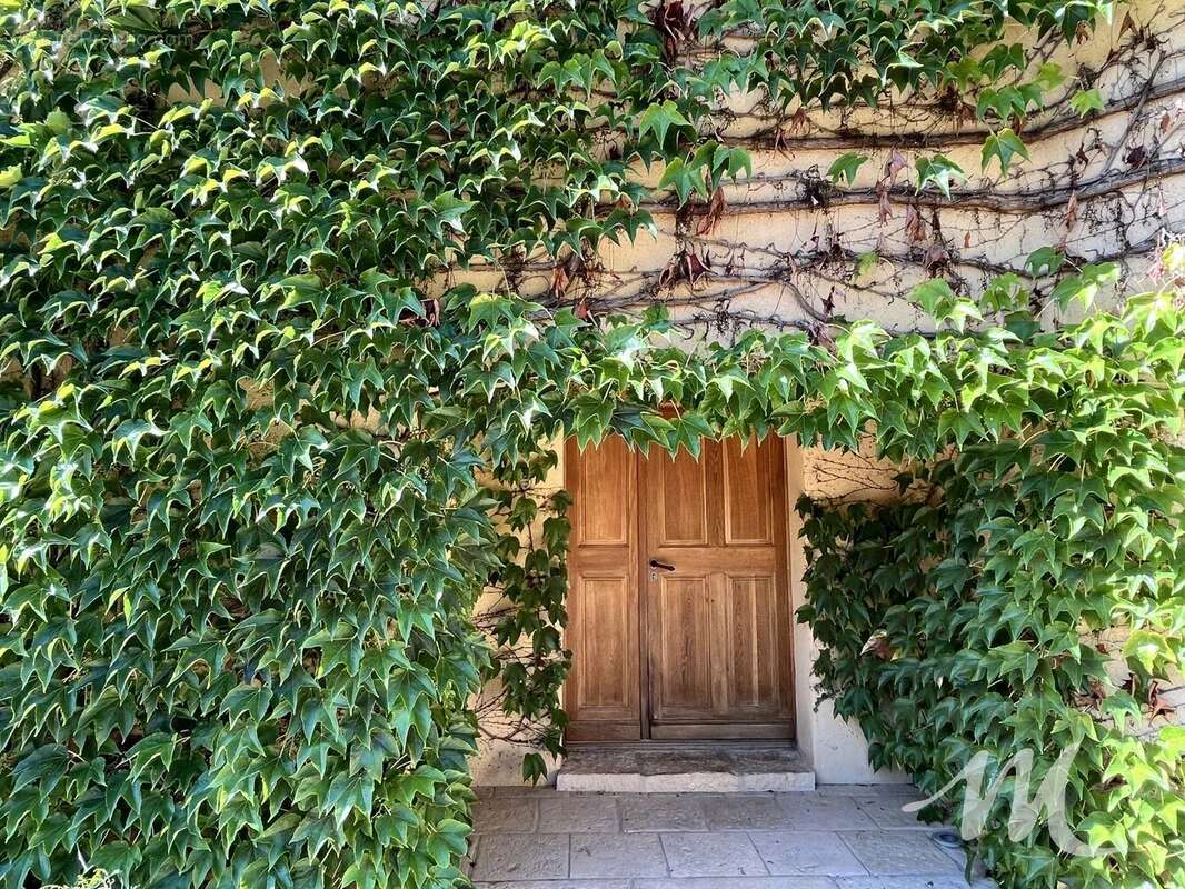 Maison à FOX-AMPHOUX