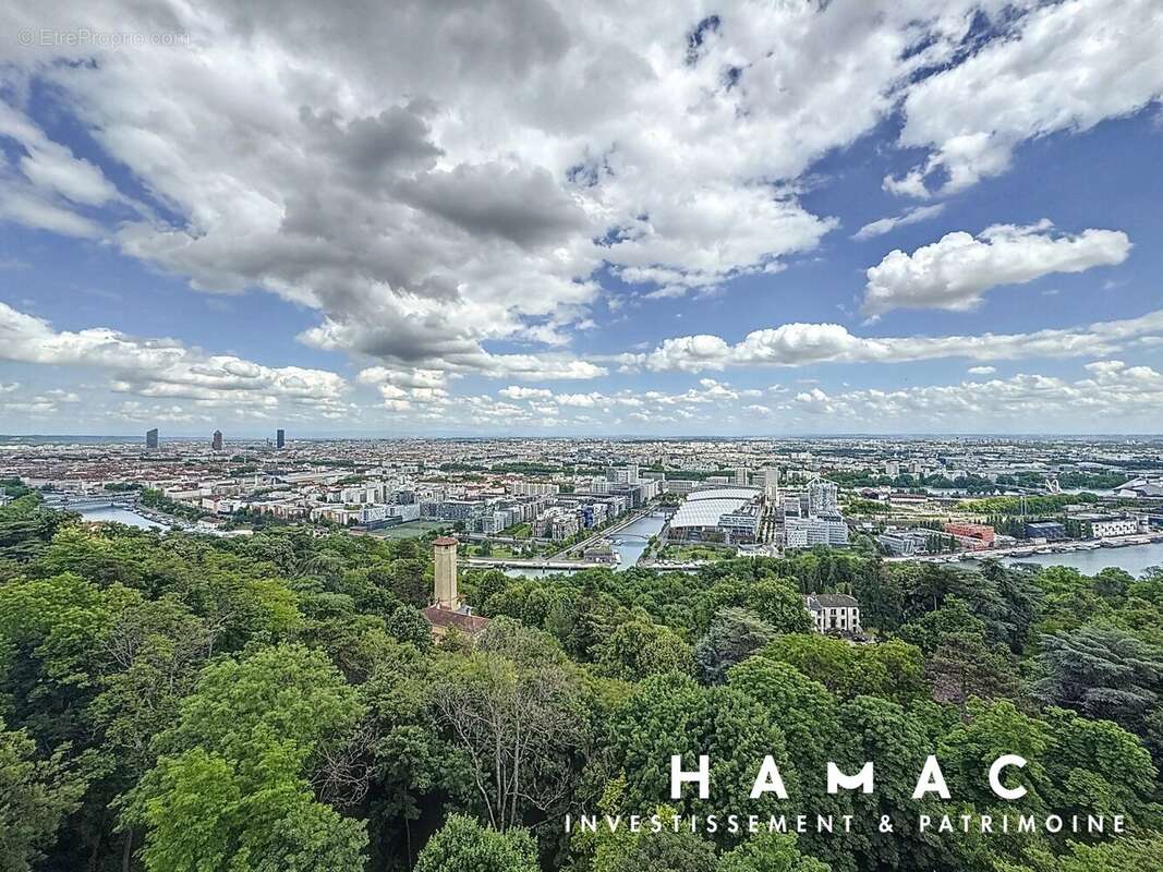 Appartement à SAINTE-FOY-LES-LYON