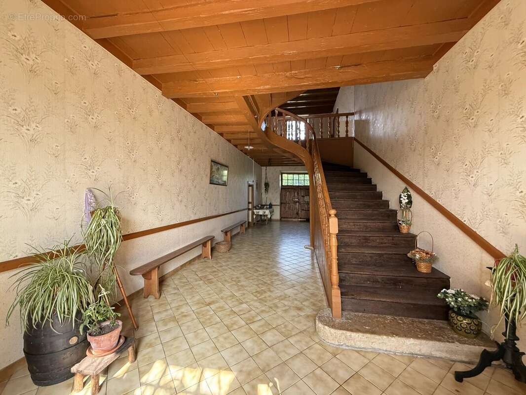 Maison à VIEUX-RUFFEC