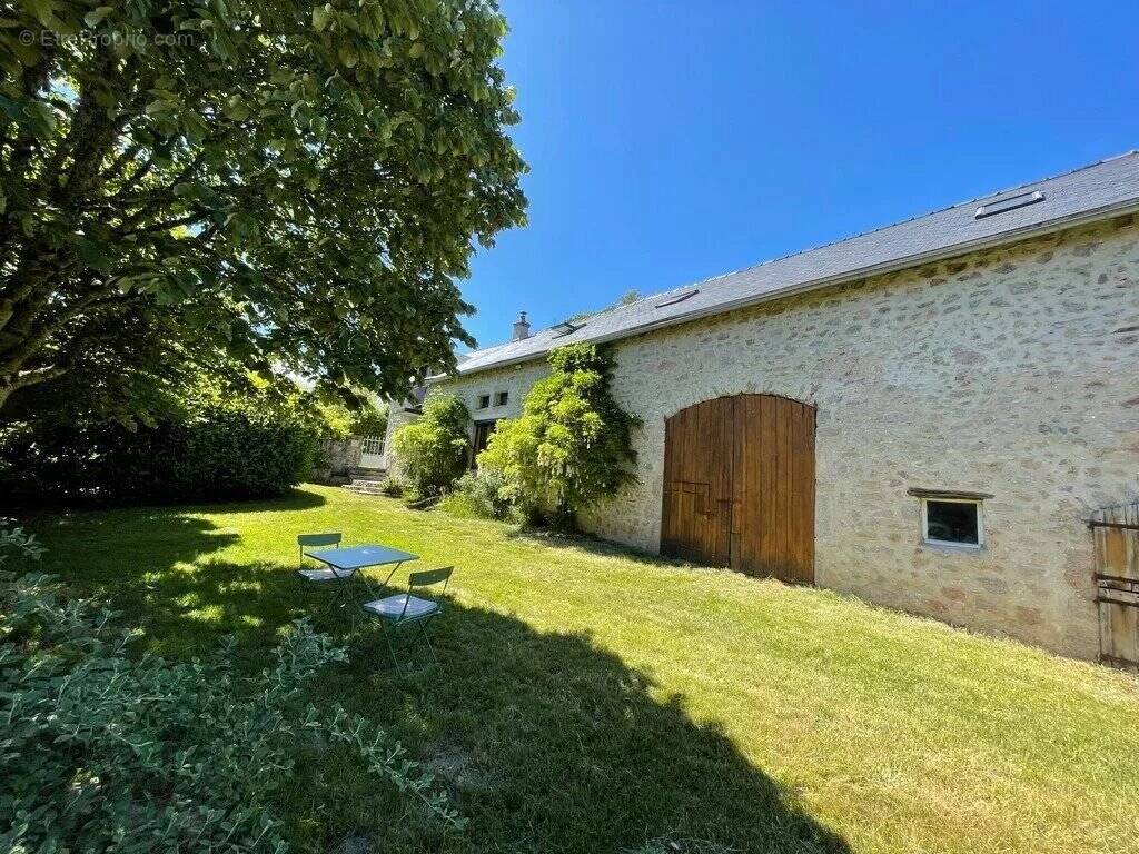 Maison à ALLIGNY-EN-MORVAN