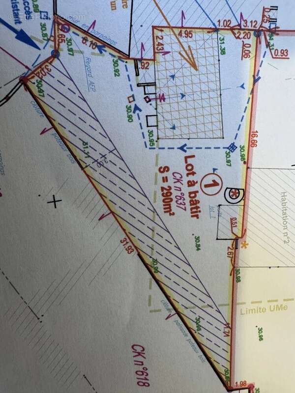 Terrain à BOUGUENAIS