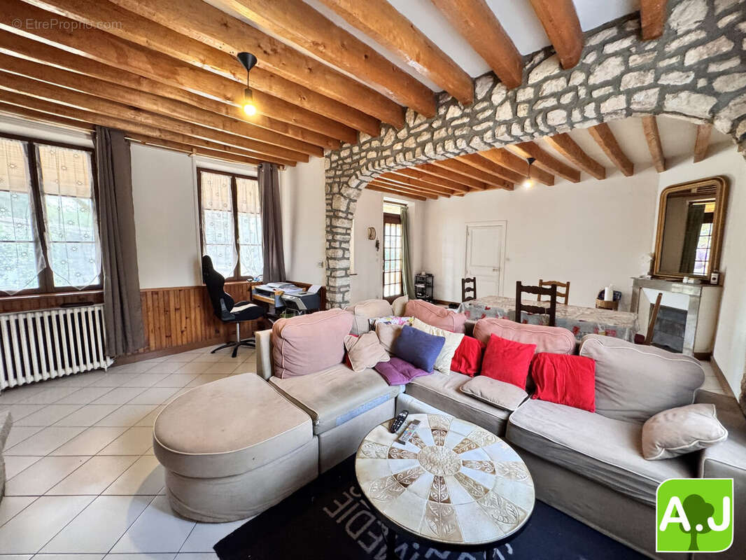 Maison à EZY-SUR-EURE