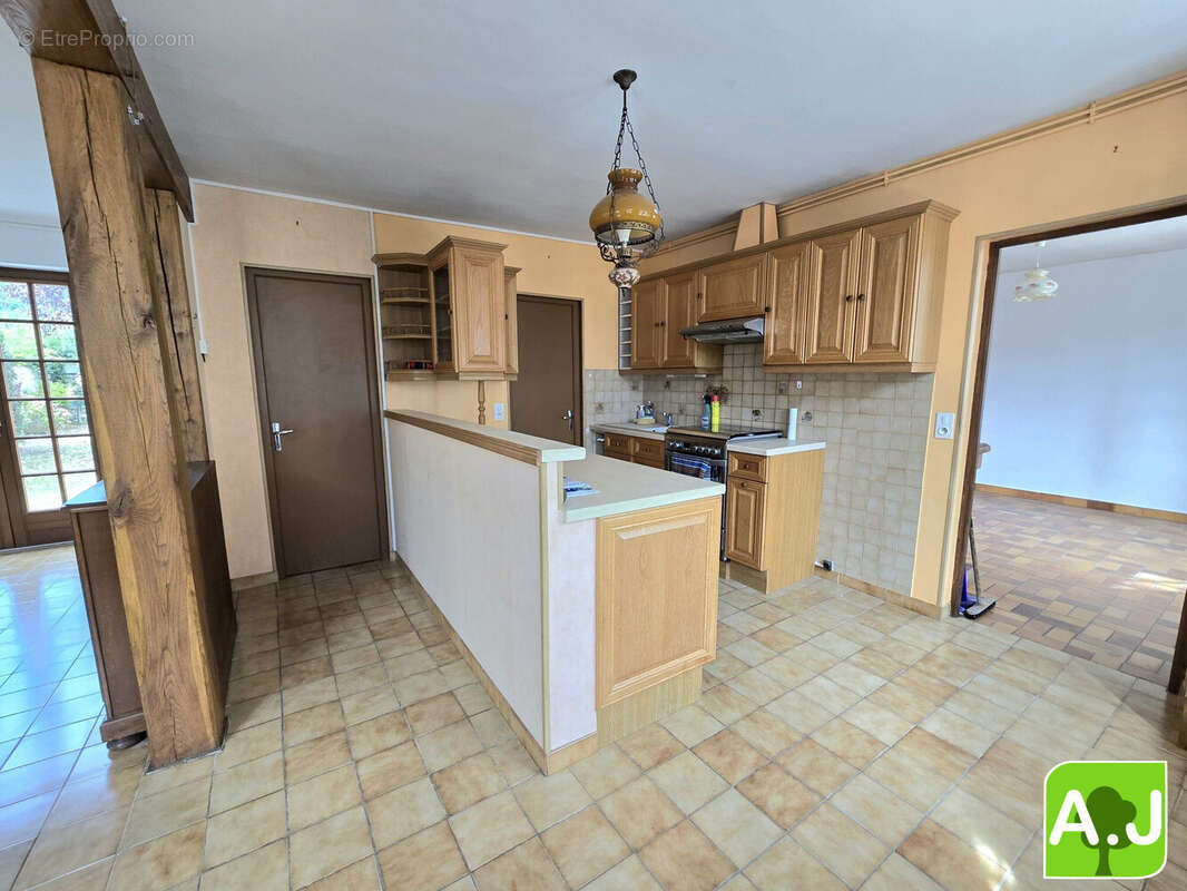 Maison à EZY-SUR-EURE