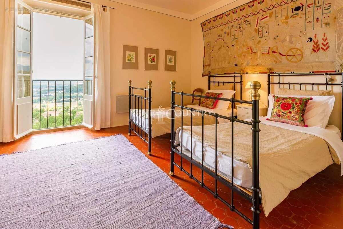 Maison à MONTAUROUX