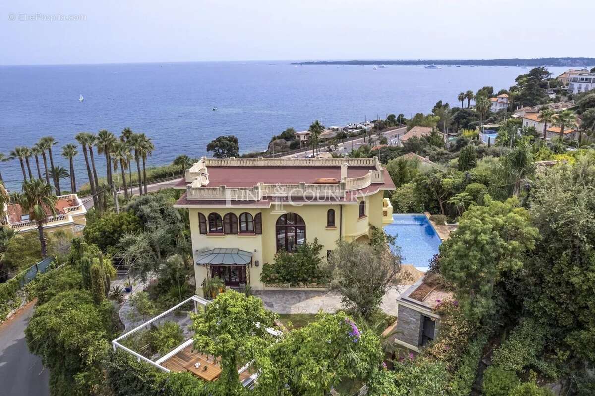 Maison à CANNES
