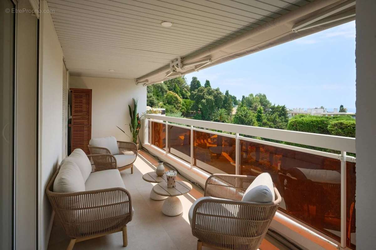 Appartement à CANNES