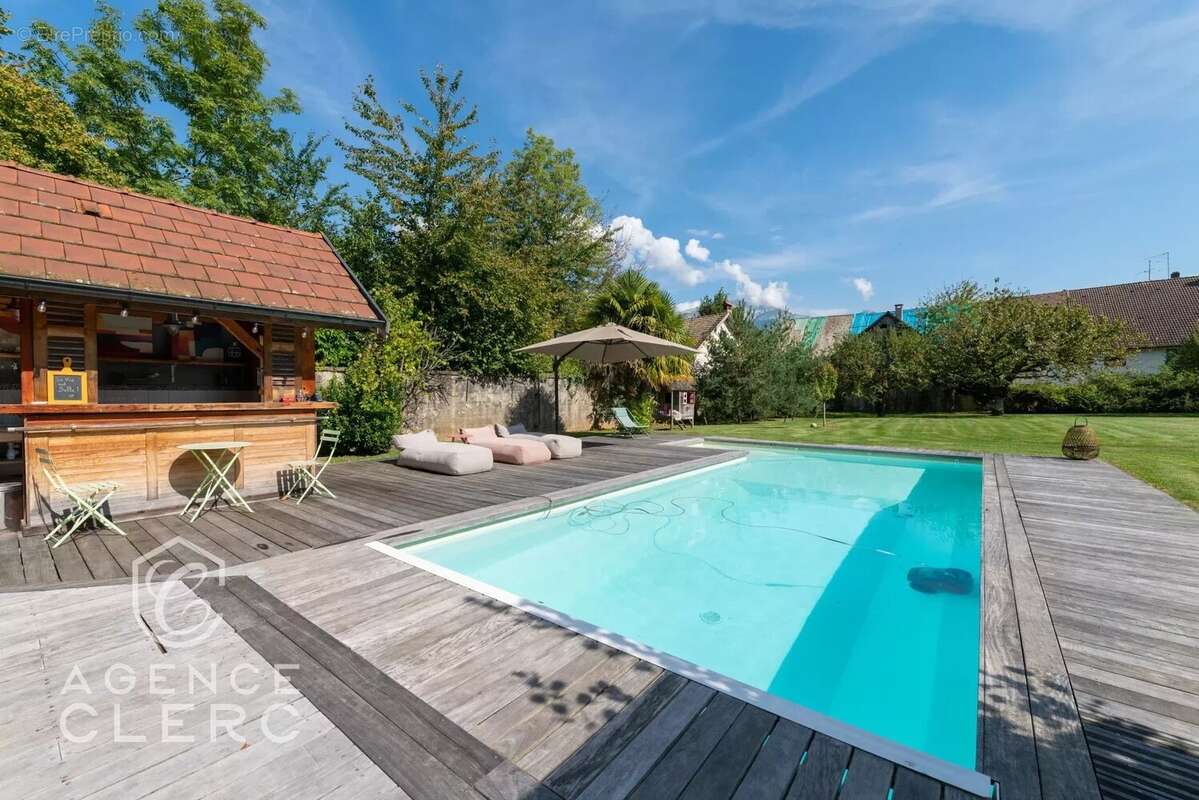 Maison à SAINT-JORIOZ