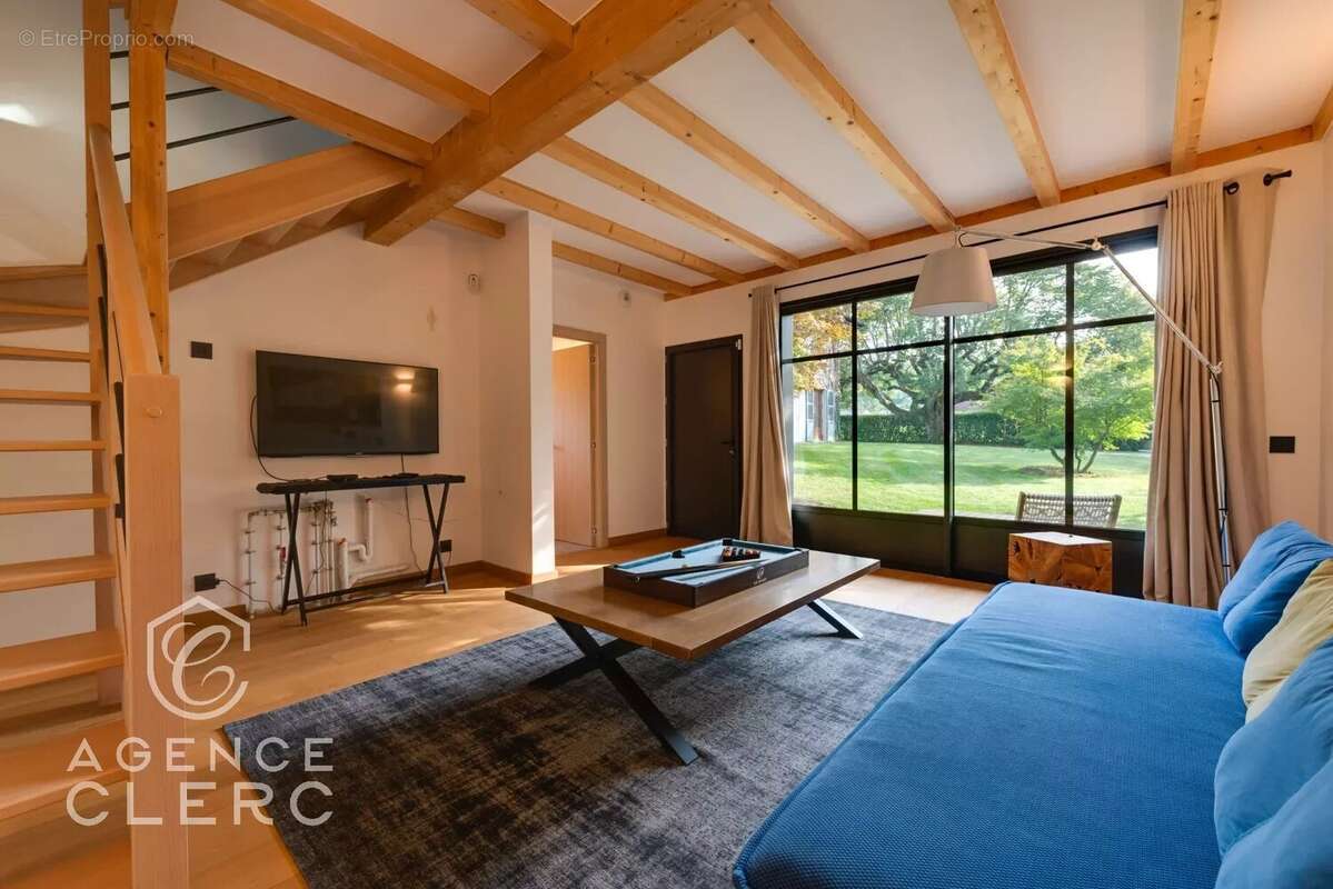 Maison à SAINT-JORIOZ