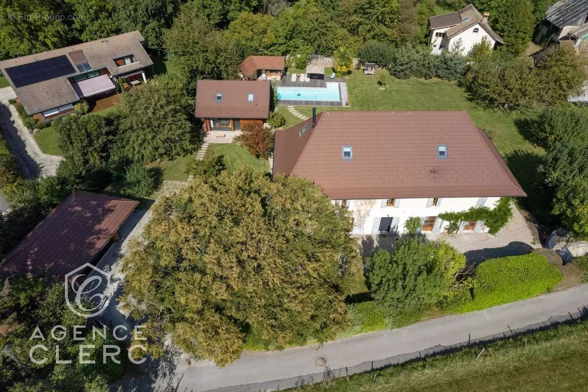 Maison à SAINT-JORIOZ