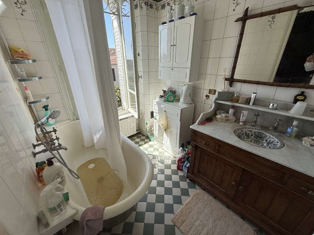 Maison à CHAMPIGNY-SUR-MARNE