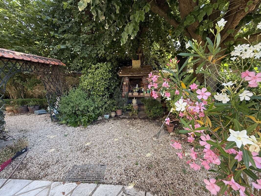 Maison à CHAMPIGNY-SUR-MARNE