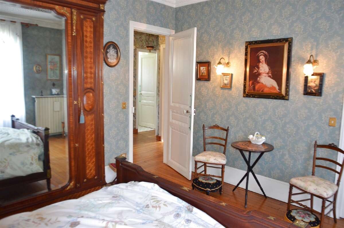 Maison à CHAMPIGNY-SUR-MARNE