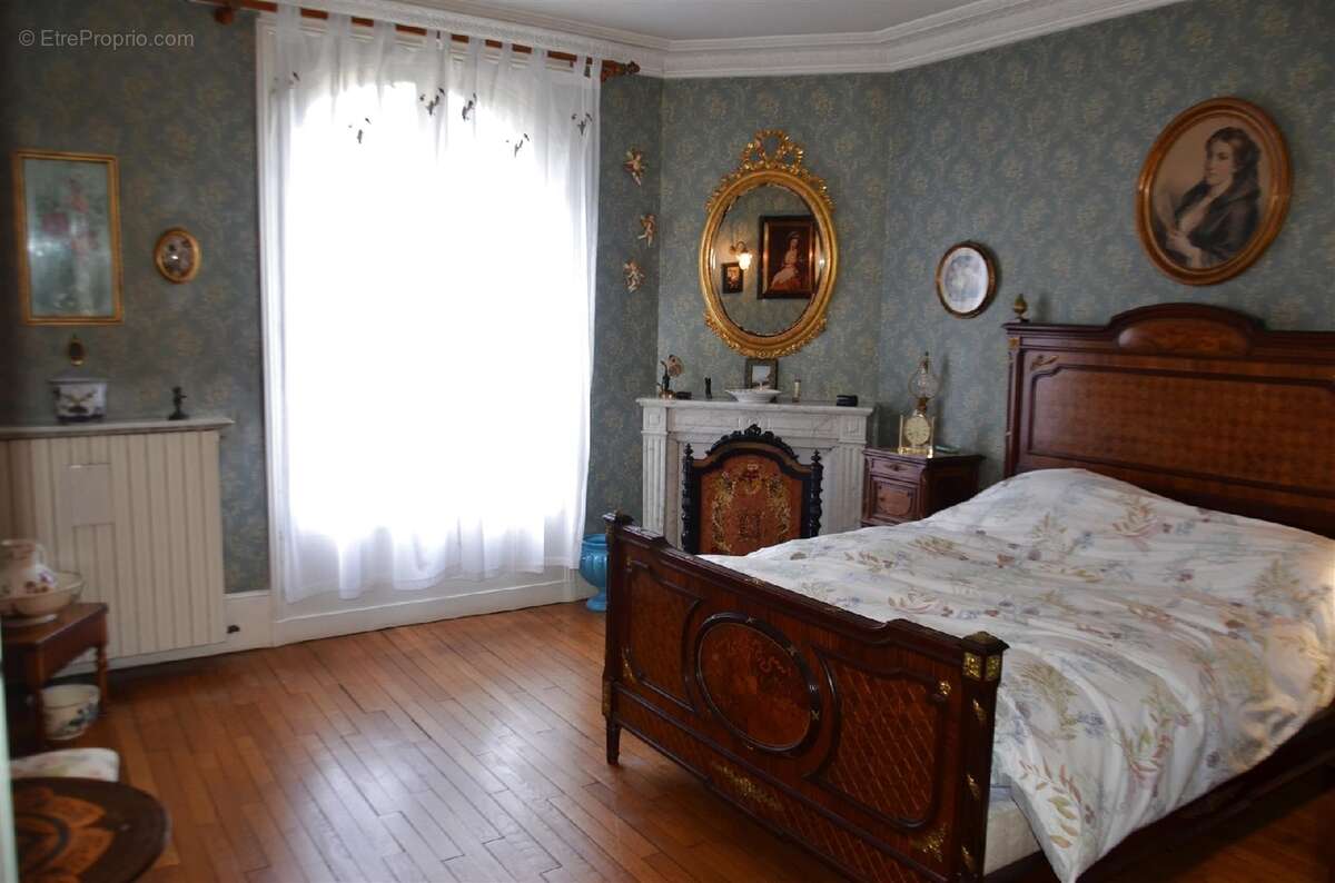 Maison à CHAMPIGNY-SUR-MARNE