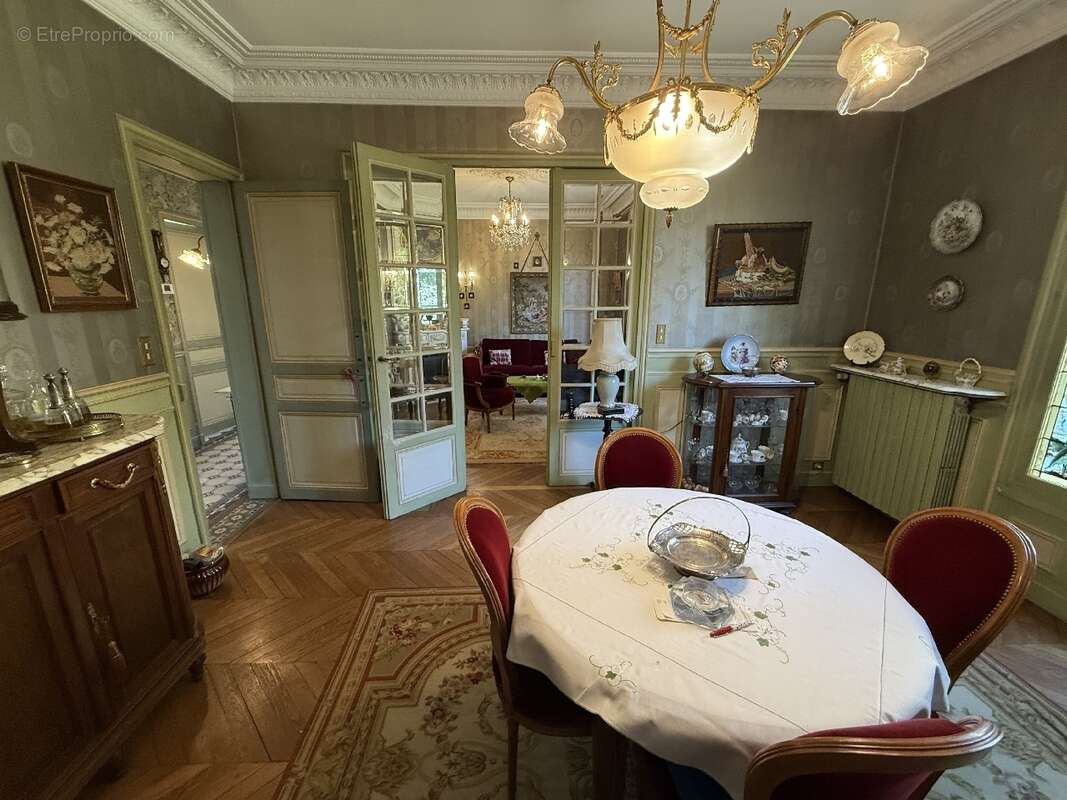 Maison à CHAMPIGNY-SUR-MARNE