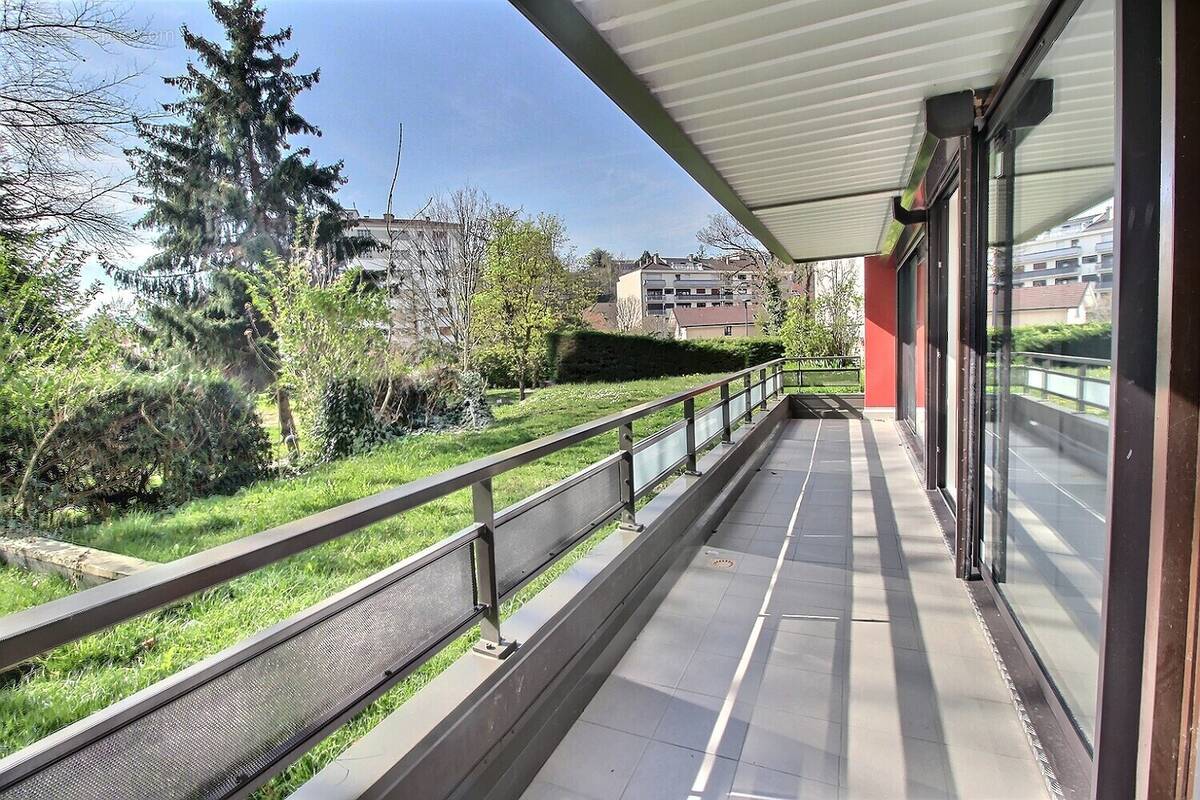 Appartement à SAINT-JULIEN-EN-GENEVOIS