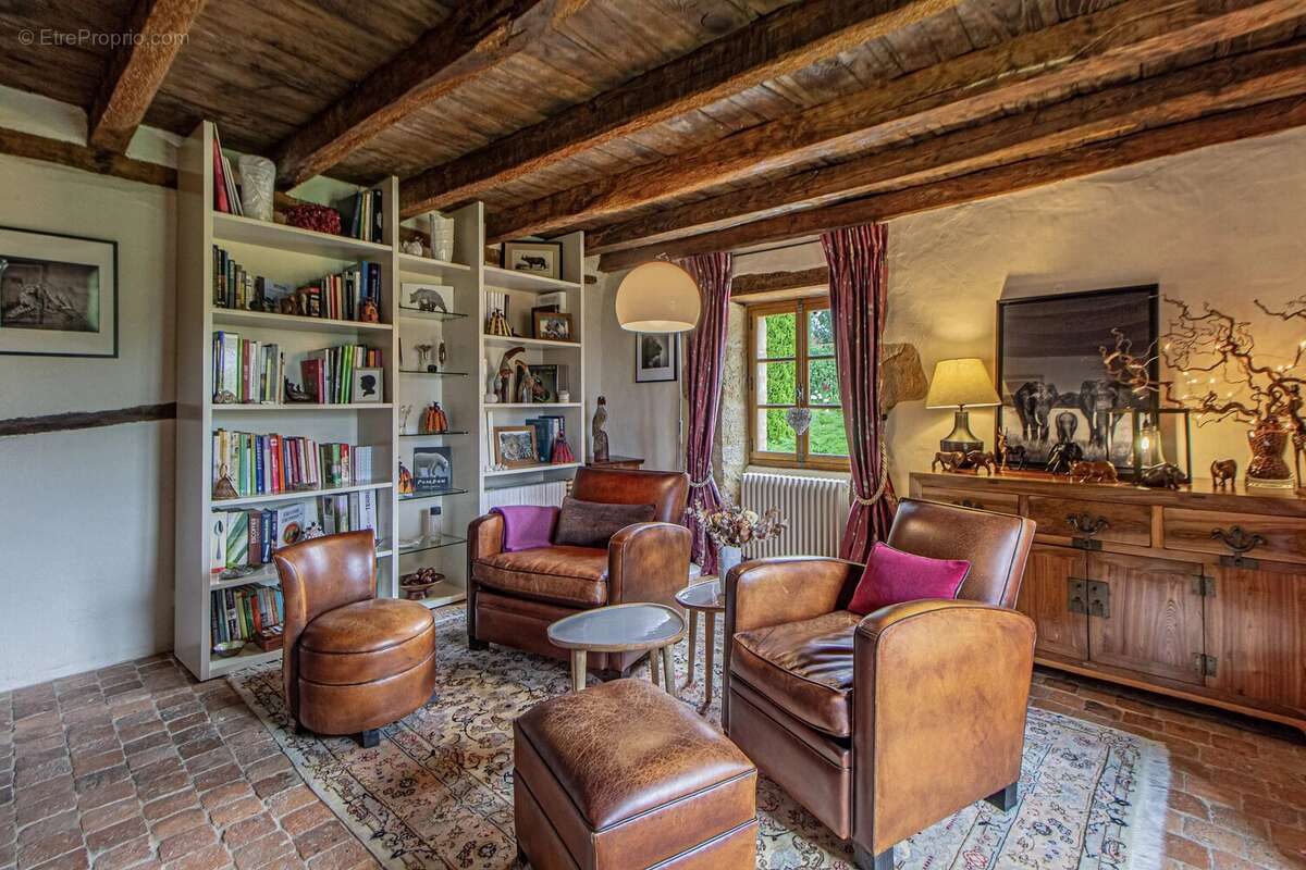 Maison à SAINT-CERE