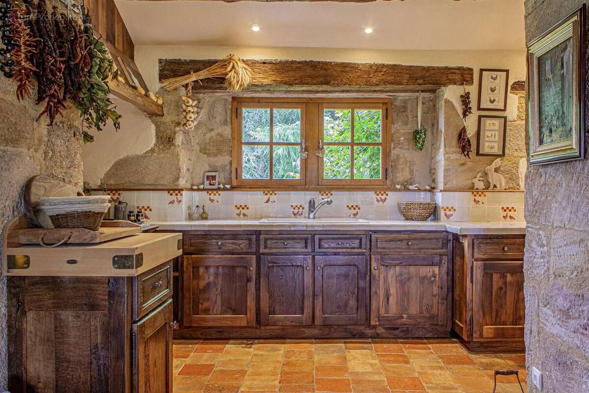 Maison à SAINT-CERE