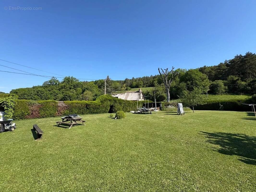 Terrain à PACY-SUR-EURE