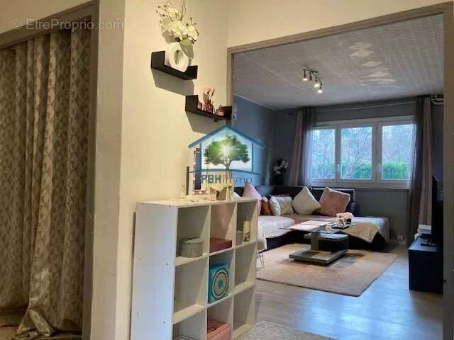 Appartement à SAINT-ETIENNE