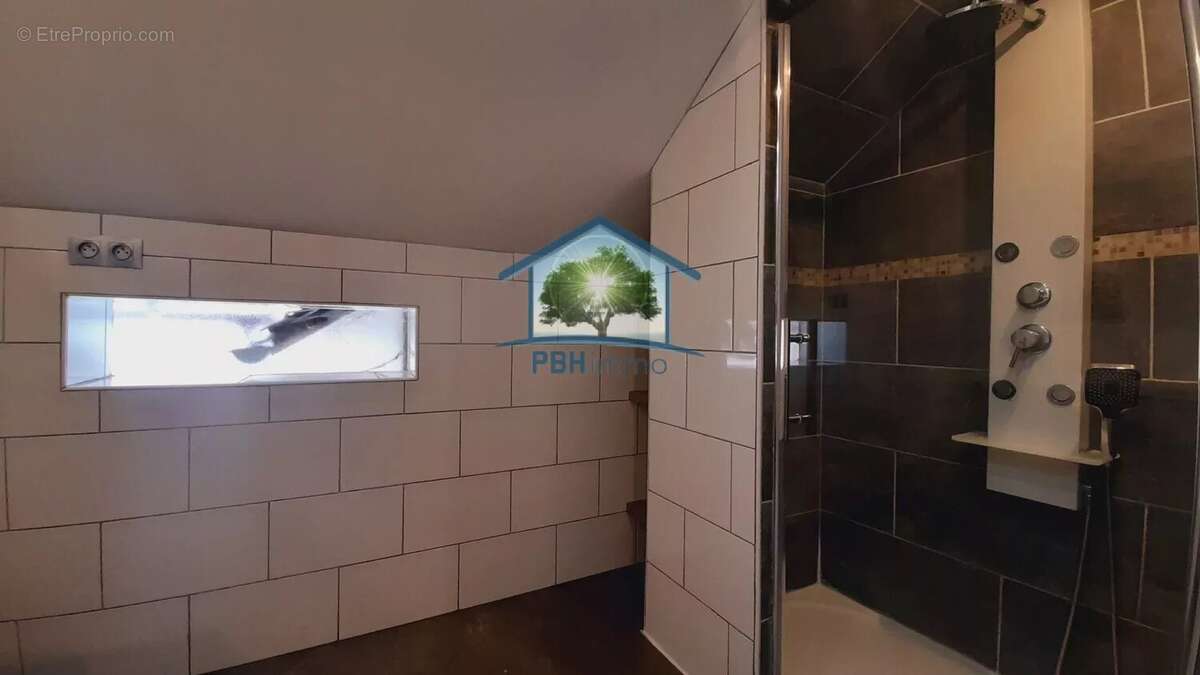 Maison à LA BOURBOULE