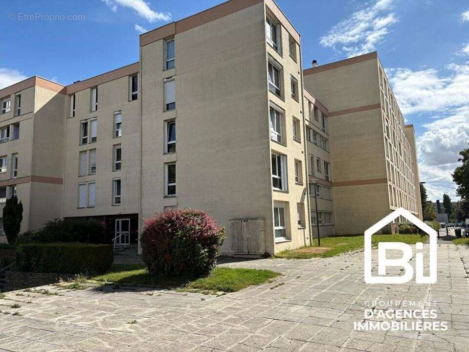 Appartement à HEROUVILLE-SAINT-CLAIR