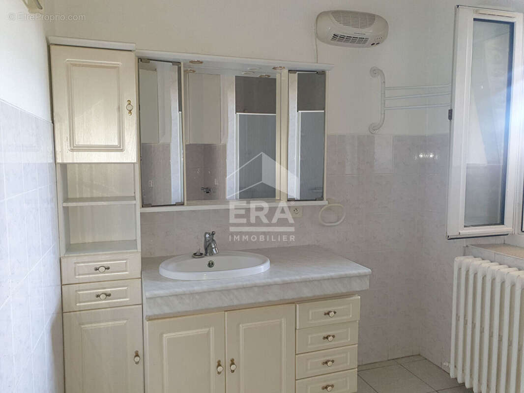 Maison à SAINT-ANDRE-LE-GAZ