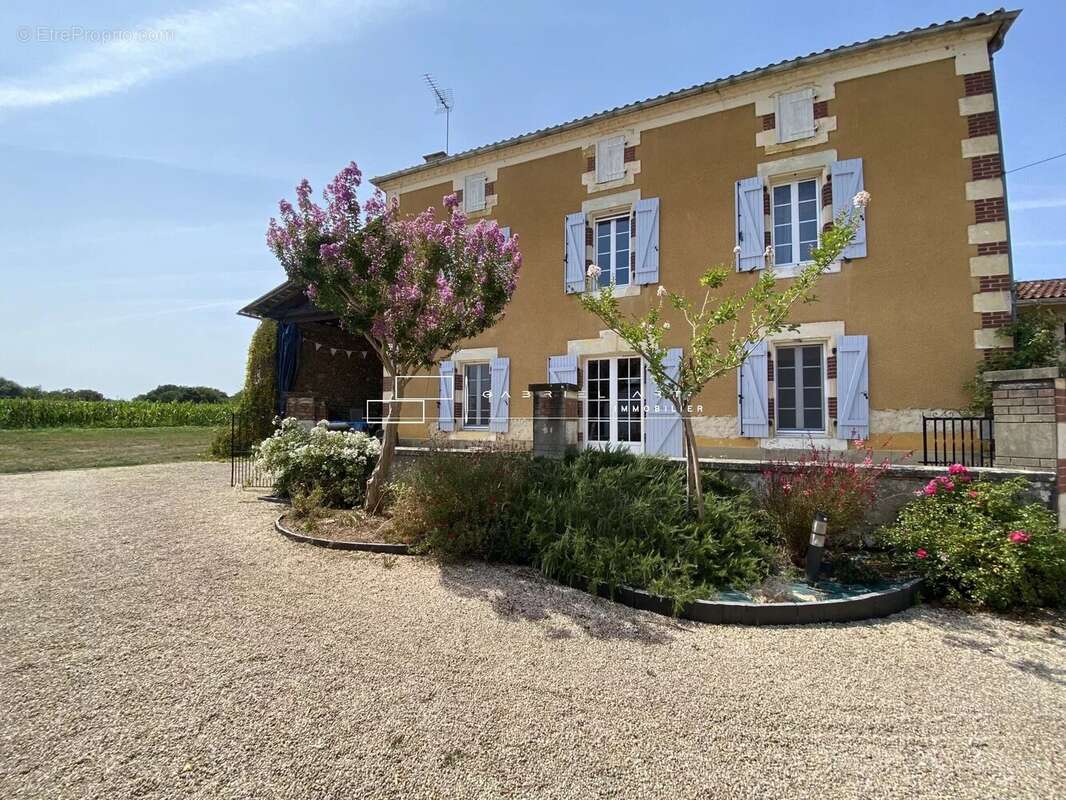 Maison à SAINT-SEVER