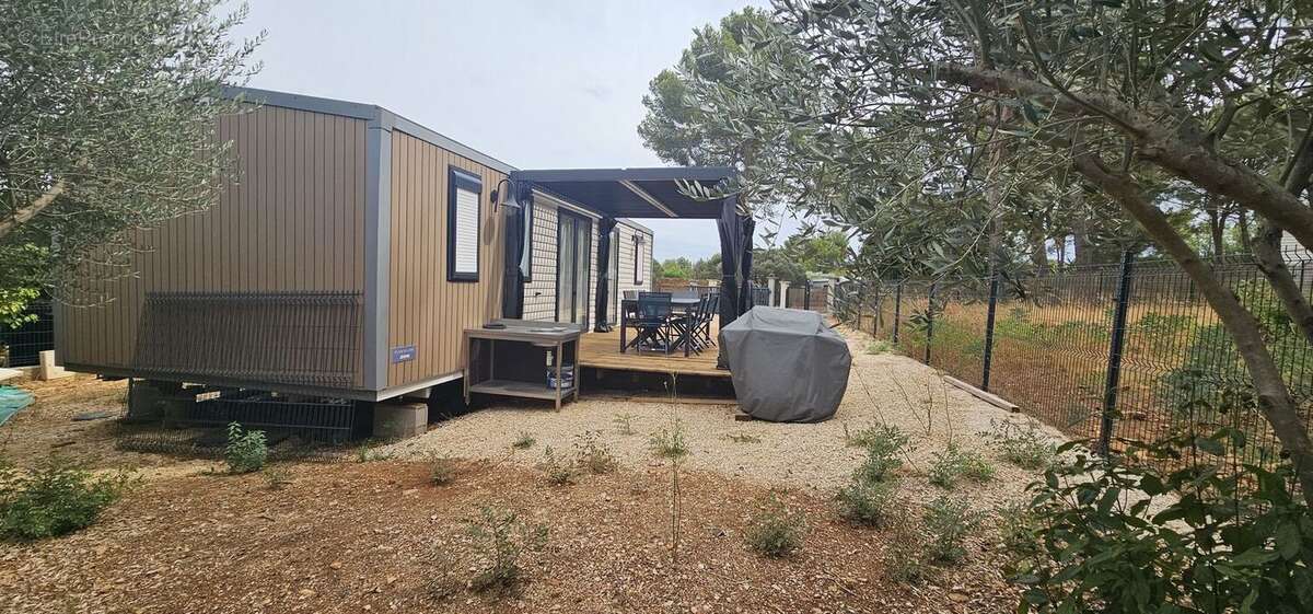 Mobil-home, terrain, habitation legere, chalet, 4 pieces, - Maison à LA CIOTAT