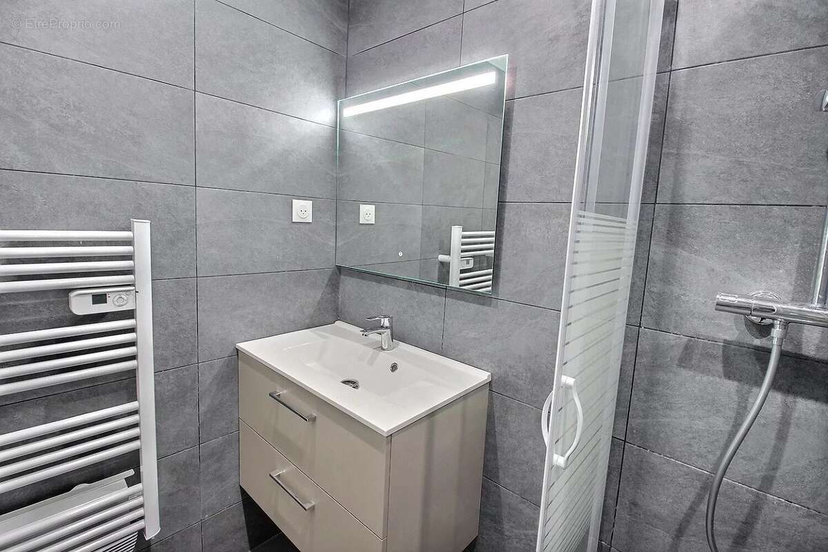 Appartement à SAINT-JULIEN-EN-GENEVOIS