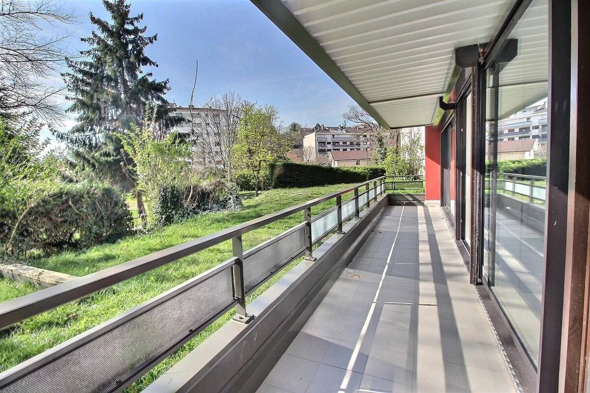 Appartement à SAINT-JULIEN-EN-GENEVOIS