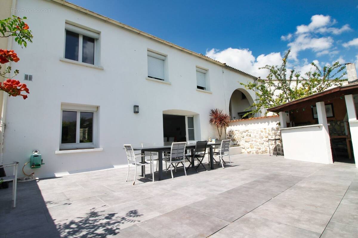 Maison à SAINT-SULPICE-DE-ROYAN