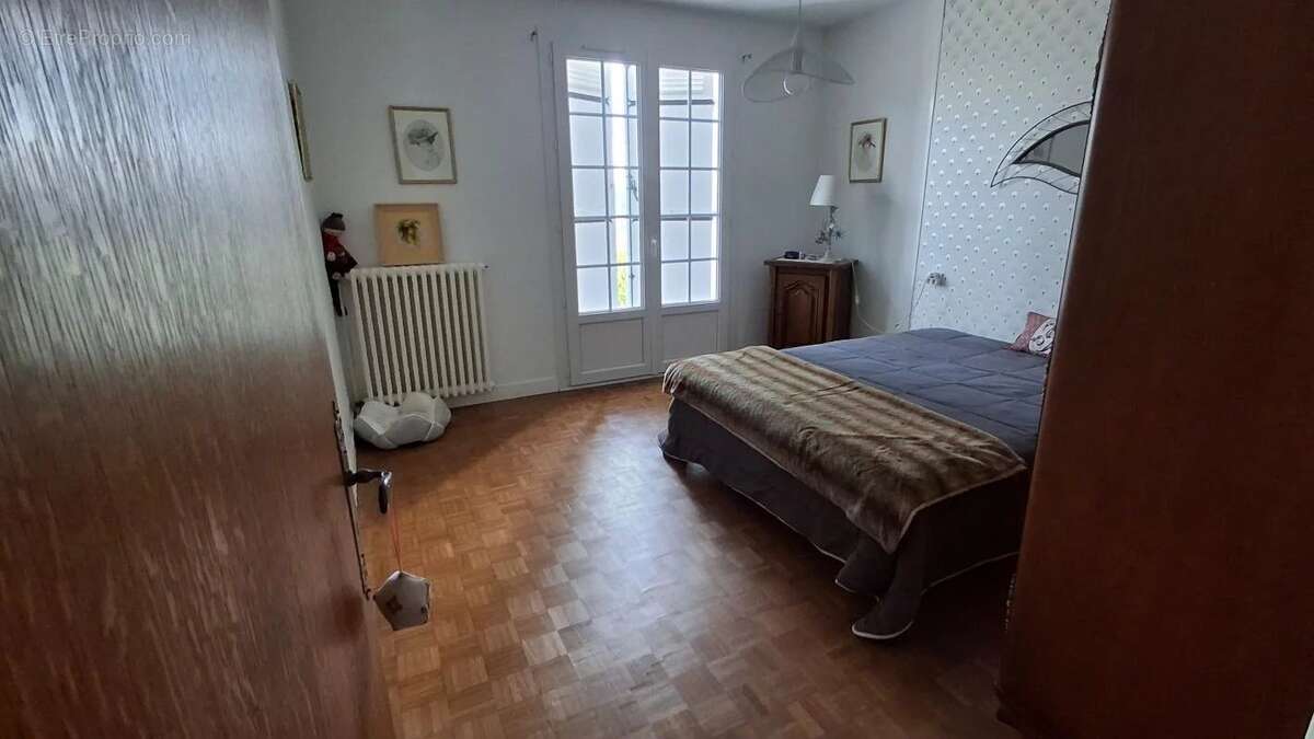 Maison à COULOUNIEIX-CHAMIERS