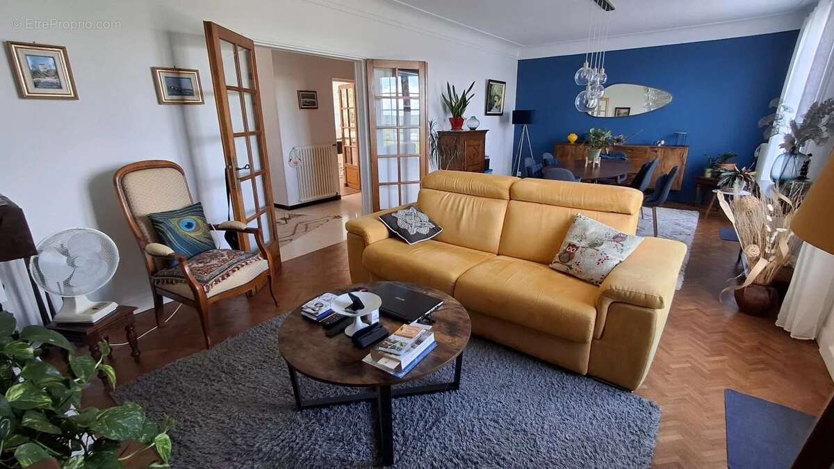 Maison à COULOUNIEIX-CHAMIERS
