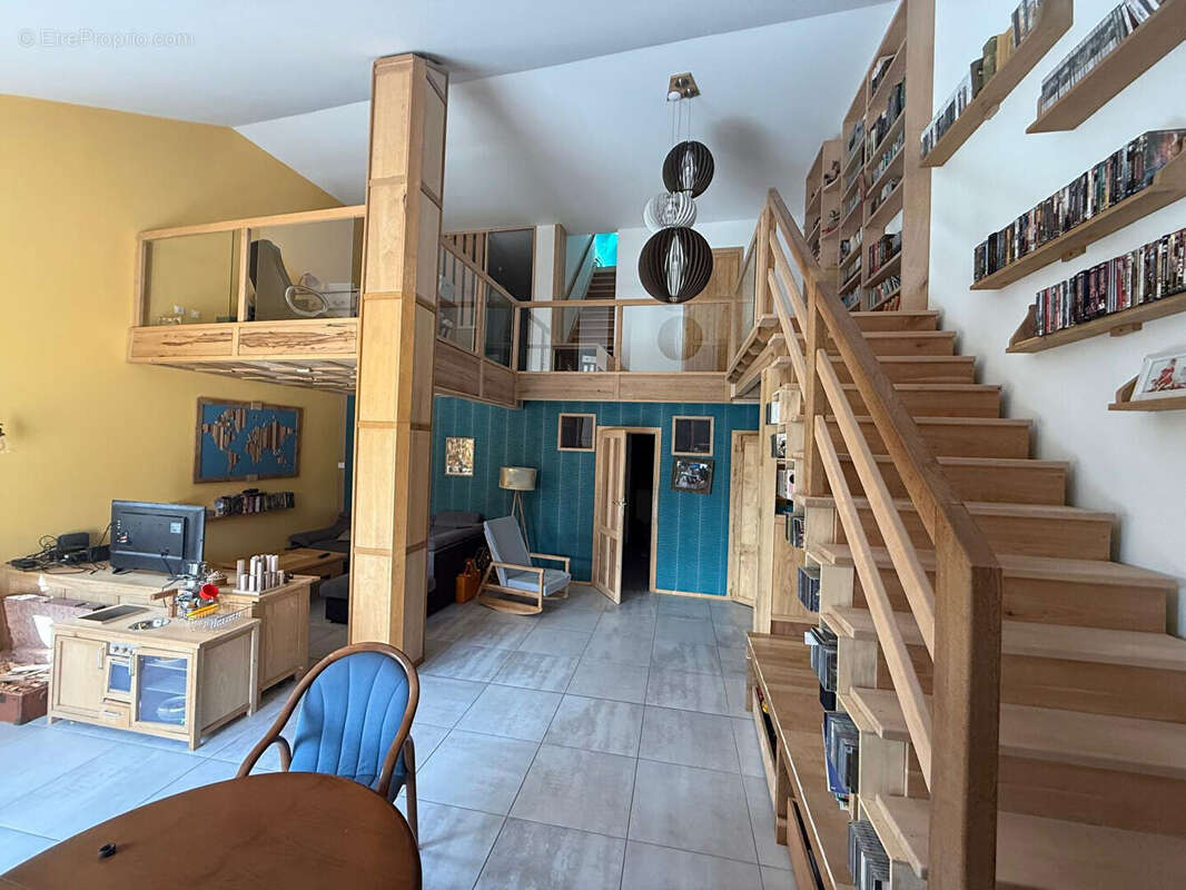 Maison à GIRCOURT-LES-VIEVILLE