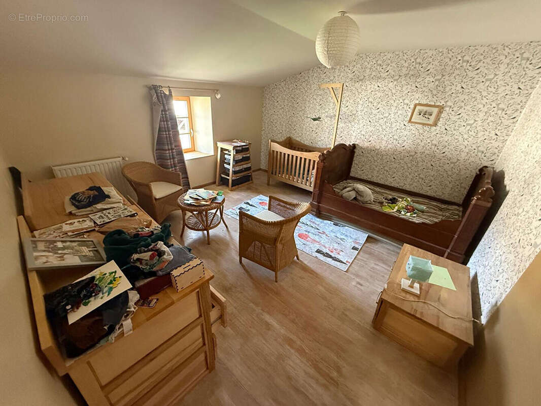 Maison à GIRCOURT-LES-VIEVILLE