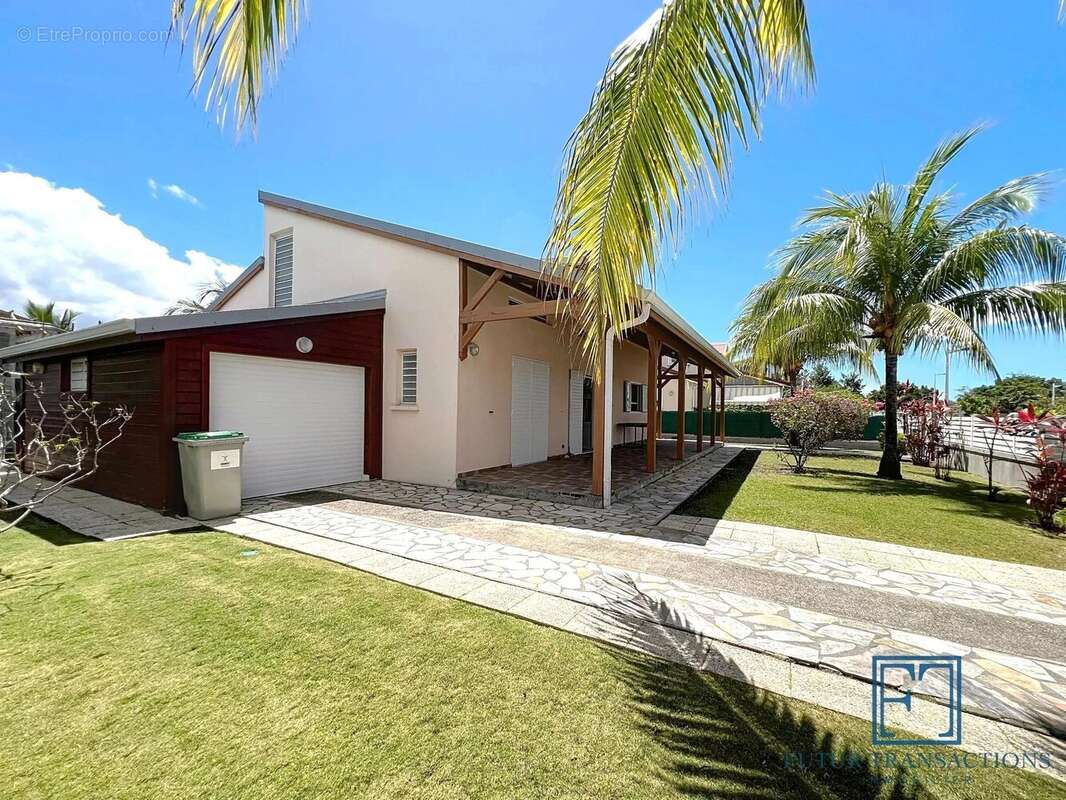 Maison à PORT-LOUIS