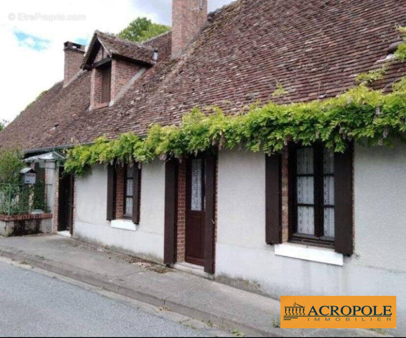 Maison à MENETREOL-SUR-SAULDRE