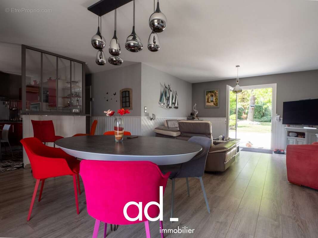 Maison à DOMPIERRE-SUR-MER