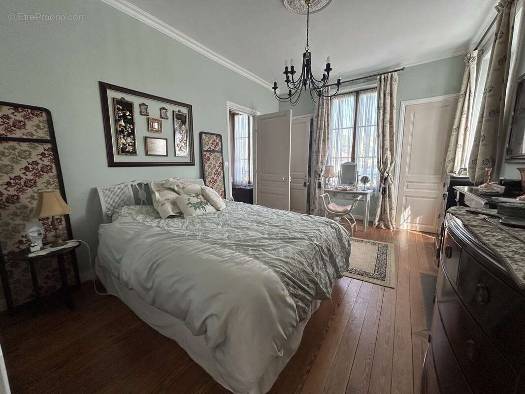 Maison à PONT-D&#039;OUILLY