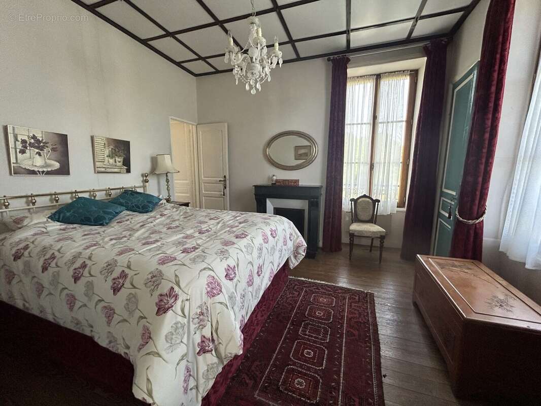 Maison à PONT-D&#039;OUILLY