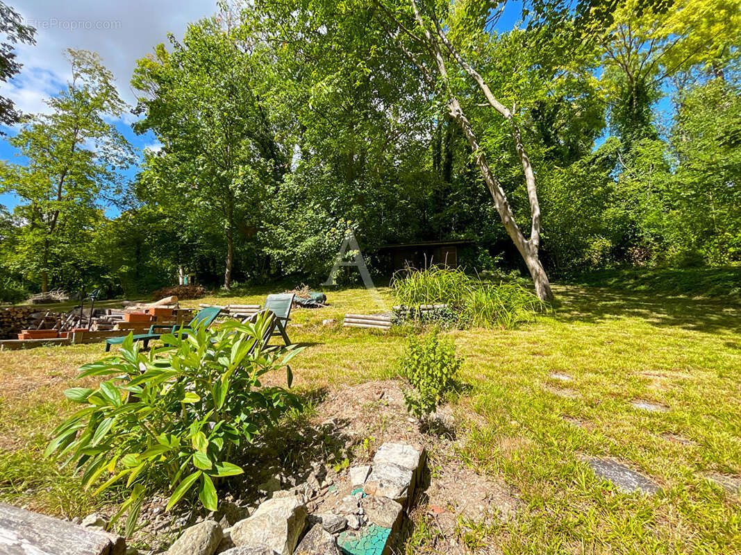 Maison à AUVERS-SUR-OISE