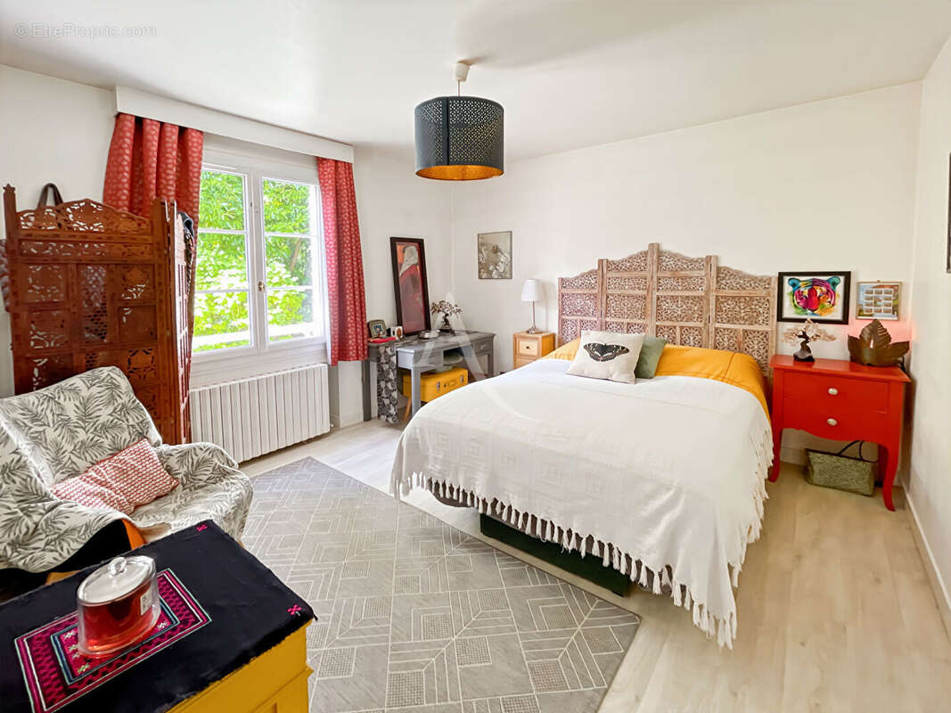 Maison à AUVERS-SUR-OISE