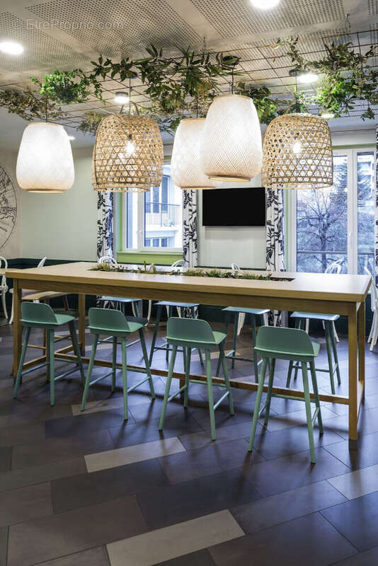 Appartement à COURBEVOIE