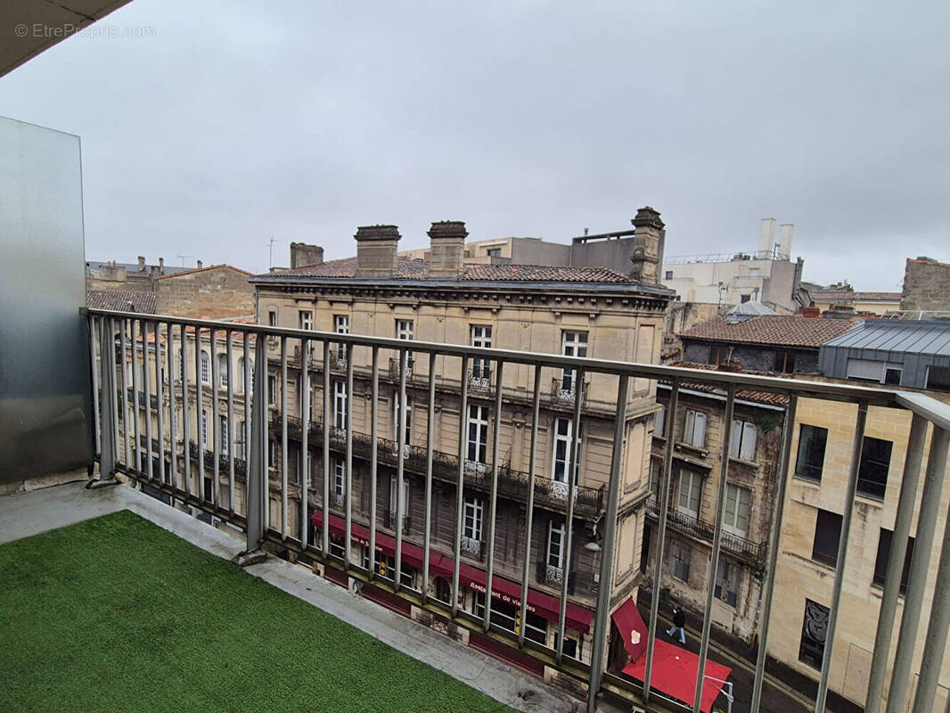 Appartement à BORDEAUX