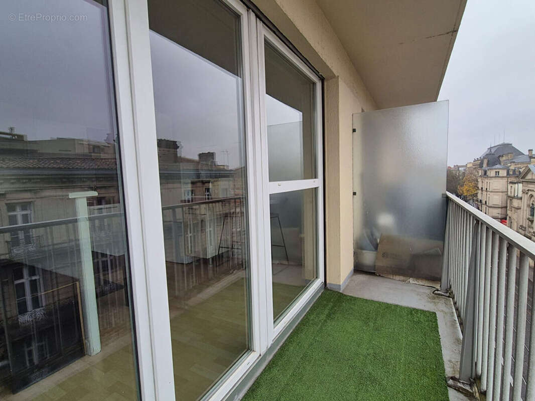 Appartement à BORDEAUX