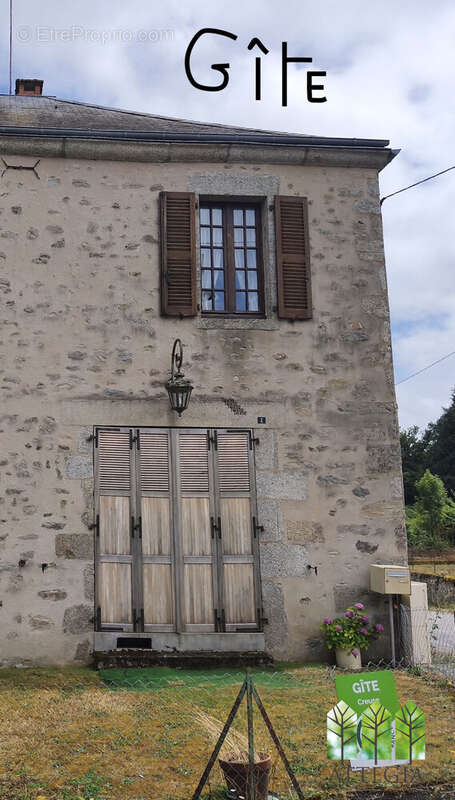 Maison à LADAPEYRE