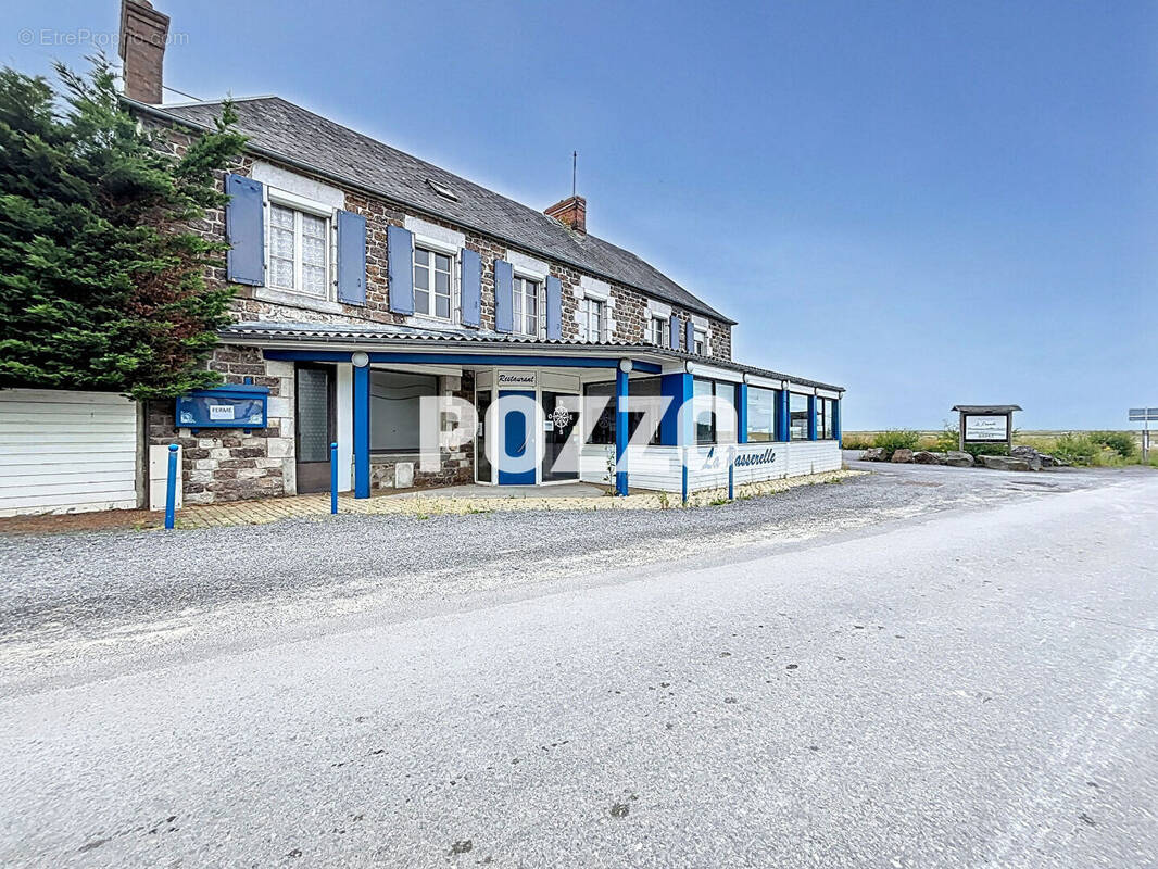 Maison à BRICQUEVILLE-SUR-MER