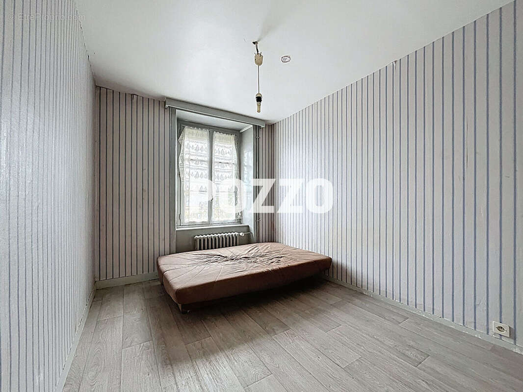 Maison à BRICQUEVILLE-SUR-MER