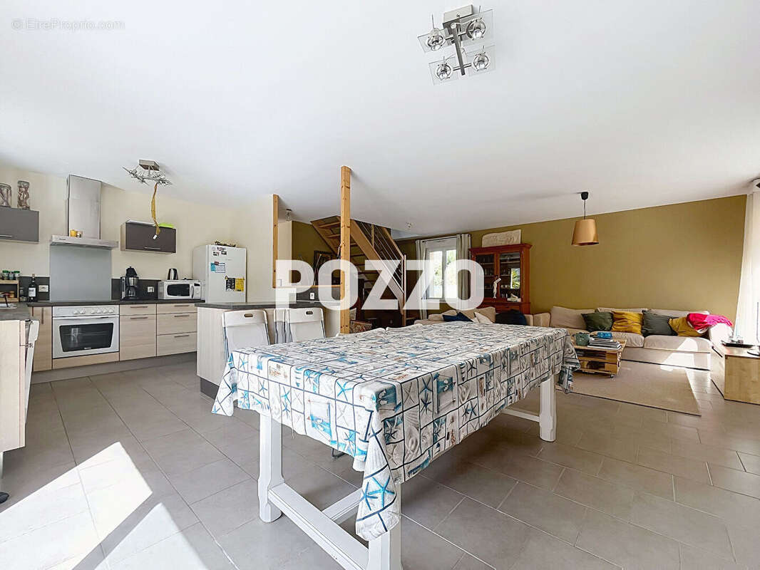 Maison à LINGREVILLE